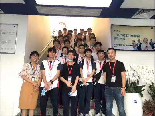 最新名企招聘,最新名企招聘，小巷深處的獨特小店，等你來探索！