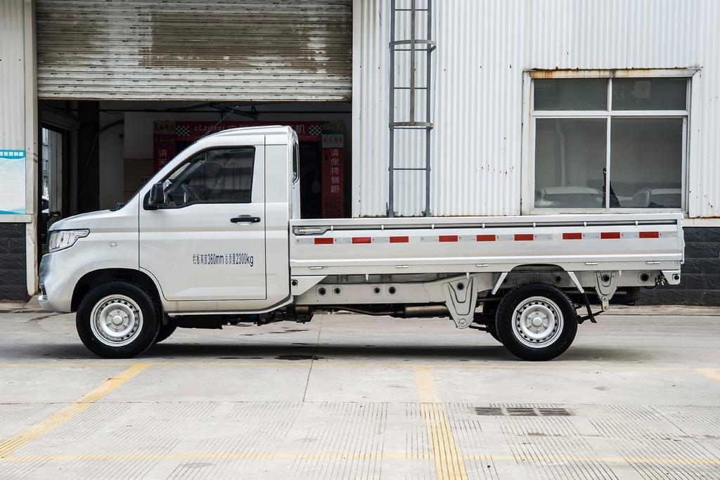 微卡拉貨最新規(guī)定，塑造貨運(yùn)行業(yè)新格局的關(guān)鍵力量