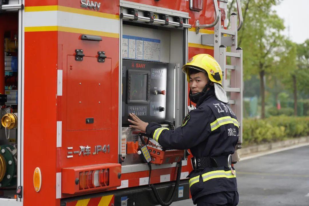 江蘇大火最新進展，持續(xù)關(guān)注火勢情況及救援動態(tài)