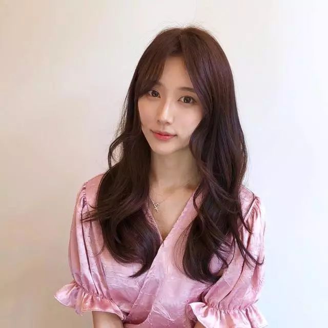 2024中長發(fā)最新發(fā)型女，指南與步驟詳解，打造時尚發(fā)型！