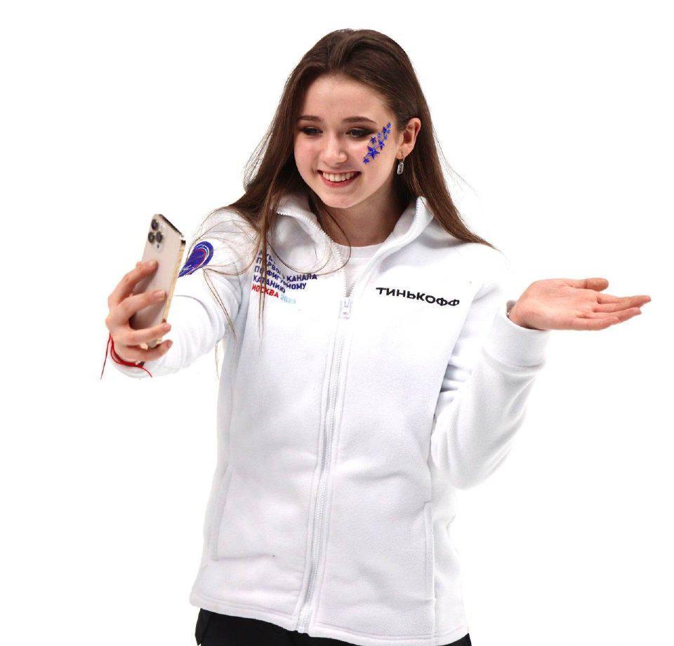 K最新主播帶你領(lǐng)略科技魅力，全新高科技產(chǎn)品震撼亮相！