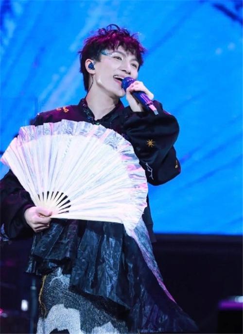 火花最新歌曲，自然美景之旅，探尋內(nèi)心的平和寧靜