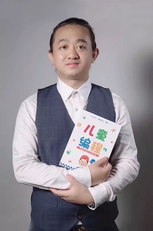 葉正喬最新,葉正喬最新動(dòng)態(tài)????，帶你領(lǐng)略不一樣的風(fēng)采！
