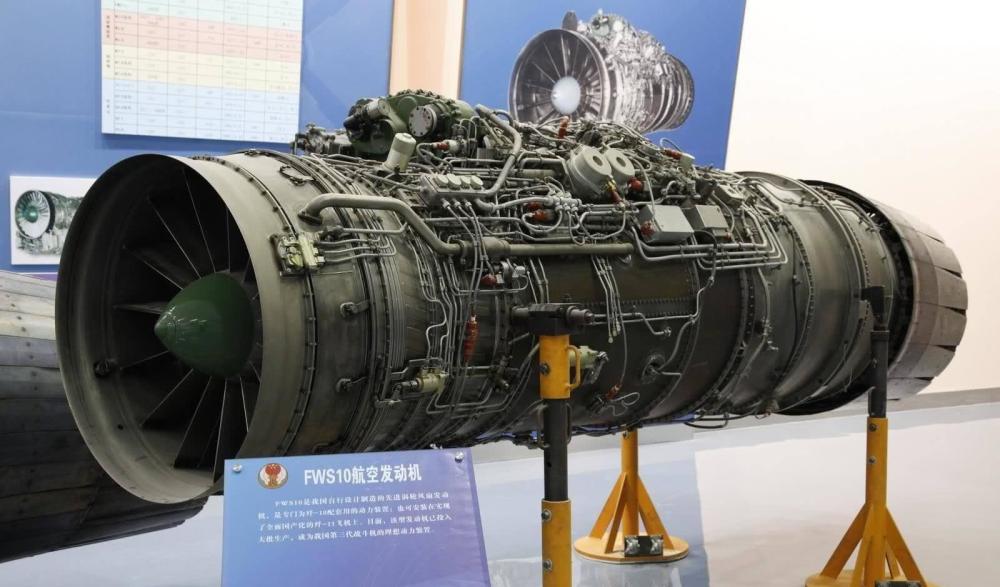 武直10新型發(fā)動機深度解析，性能特點與技術(shù)亮點揭秘