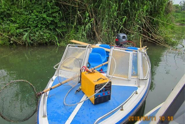 運(yùn)動(dòng)場(chǎng)館燈具 第208頁