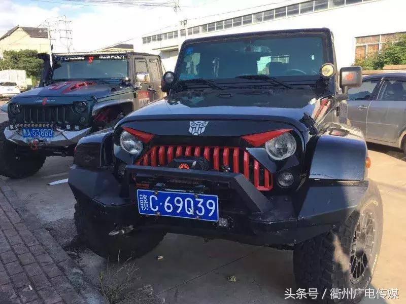 比賽大腳車(chē)，自信前行，夢(mèng)想成就之路