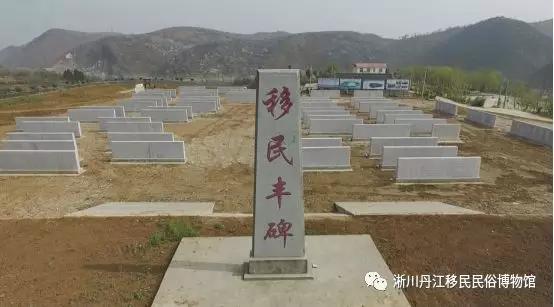 鎮(zhèn)平電視臺(tái)主持人，優(yōu)雅才華并存的光彩之星?