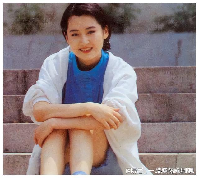 重磅推出，演員楊青科技新品，引領(lǐng)未來生活新潮流！