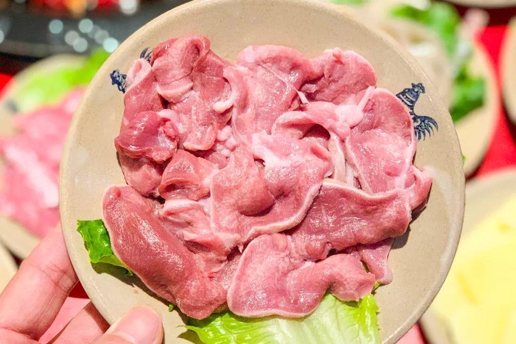 小巷深處的最新火鍋菜品，味覺盛宴的驚喜探索