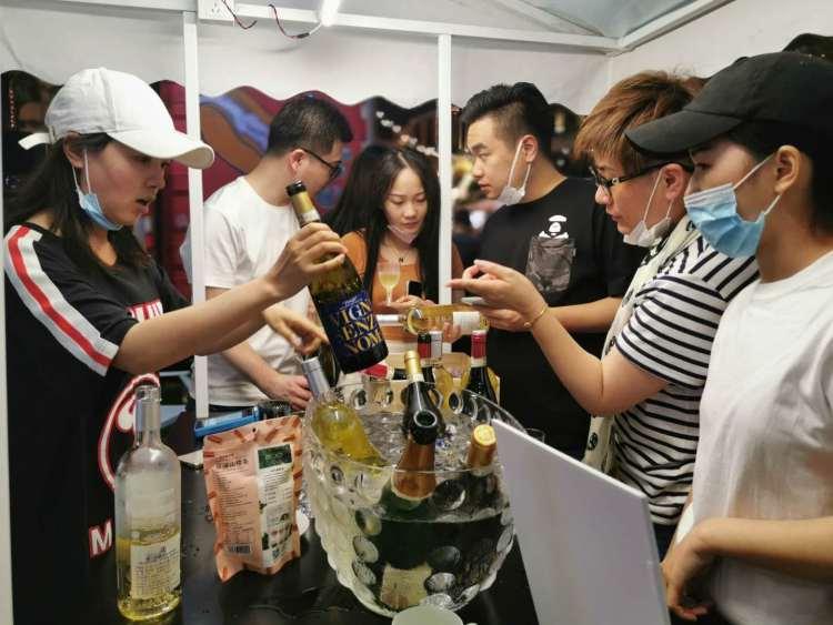 捕魚達人2最新版，小巷神秘寶藏探索與特色小店奇妙之旅