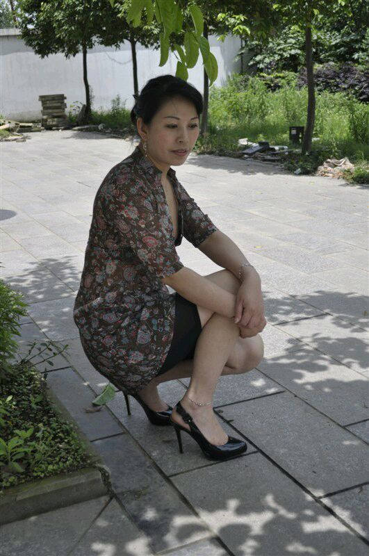 最新熟女論壇免費(fèi)，自信與成就感的蛻變，熟女們的勵(lì)志前行之路！