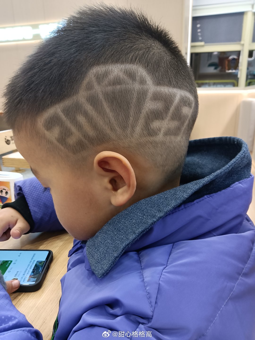小杰的潮流之旅，最新兒童發(fā)型男的友情故事與發(fā)型風(fēng)采