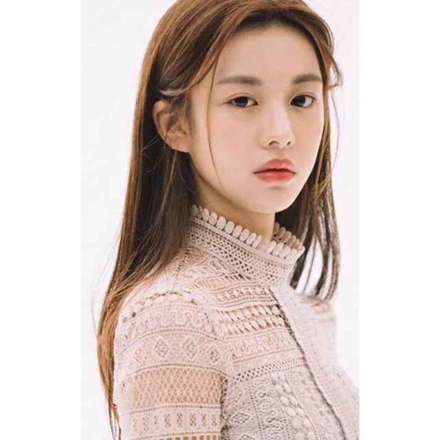全智賢最新Instagram動(dòng)態(tài)，自然之旅探索內(nèi)心平和之美