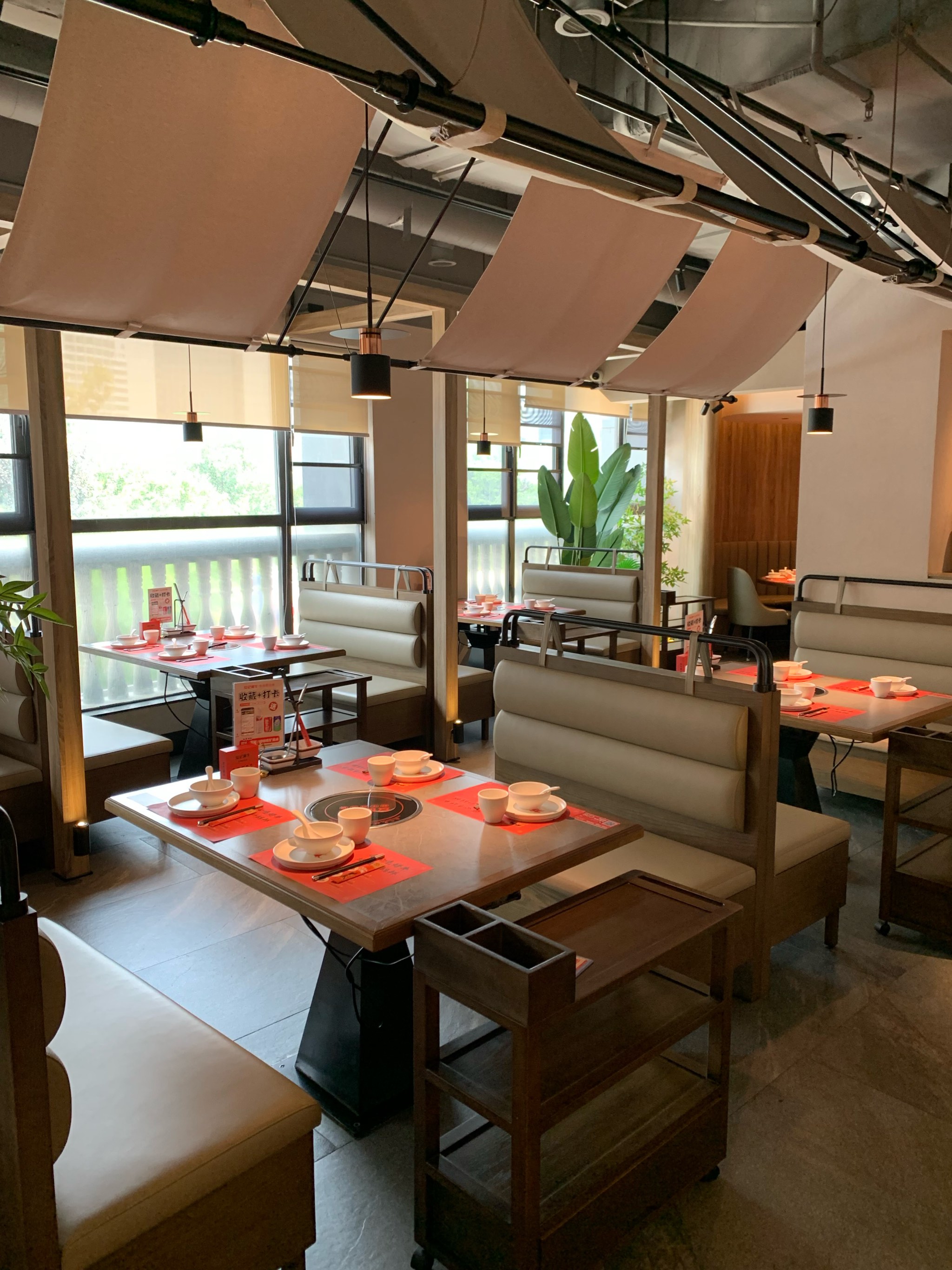 ??餐廳新動(dòng)態(tài)揭秘，美食新風(fēng)尚引領(lǐng)味蕾盛宴！