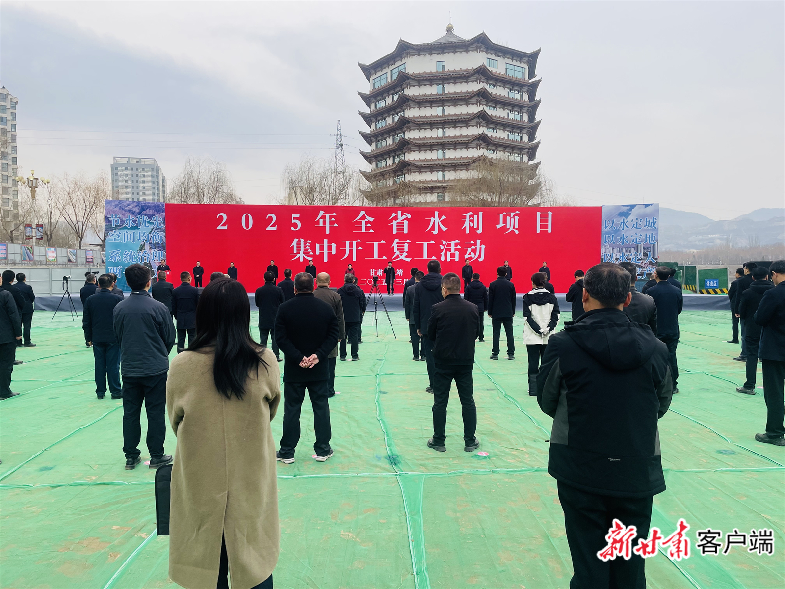 甘肅復(fù)工最新動(dòng)態(tài)，自然美景探索之旅，重拾內(nèi)心平靜