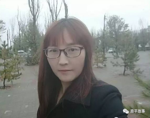 原平妹獨特魅力展現(xiàn)，最新潮流風采